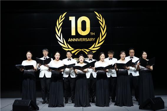 [조이풀중창단] 슈피겐코리아 창립10주년 기념 초청 공연 썸네일